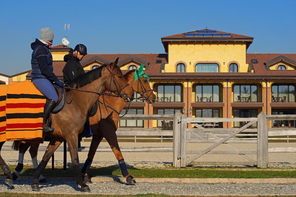 Villa Agriturismo Il Boschetto Ornago Exterior foto